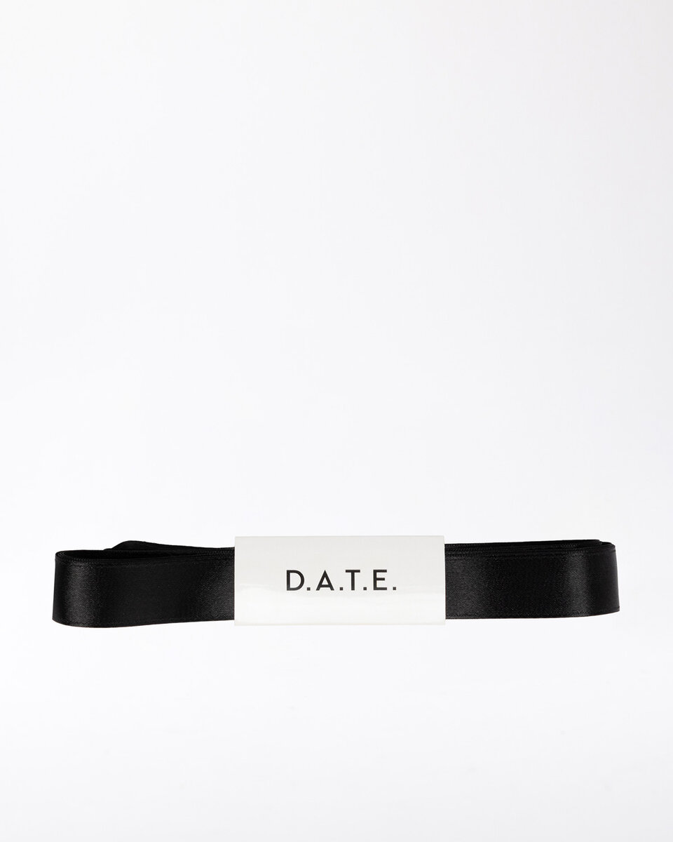 LACE SATIN DATE BLACK